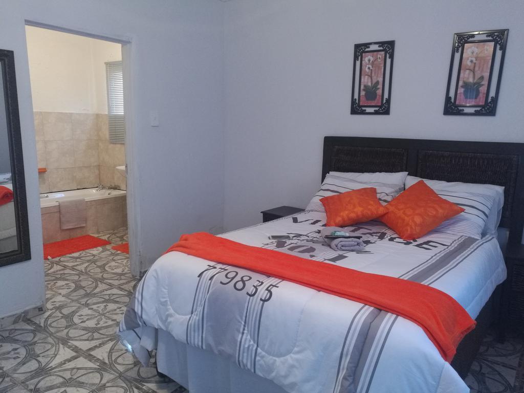 Fourties Guest House Phalaborwa Ngoại thất bức ảnh